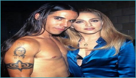 Unveiling The Life Of Anthony Kiedis At 19: A Journey Of Passion And Music